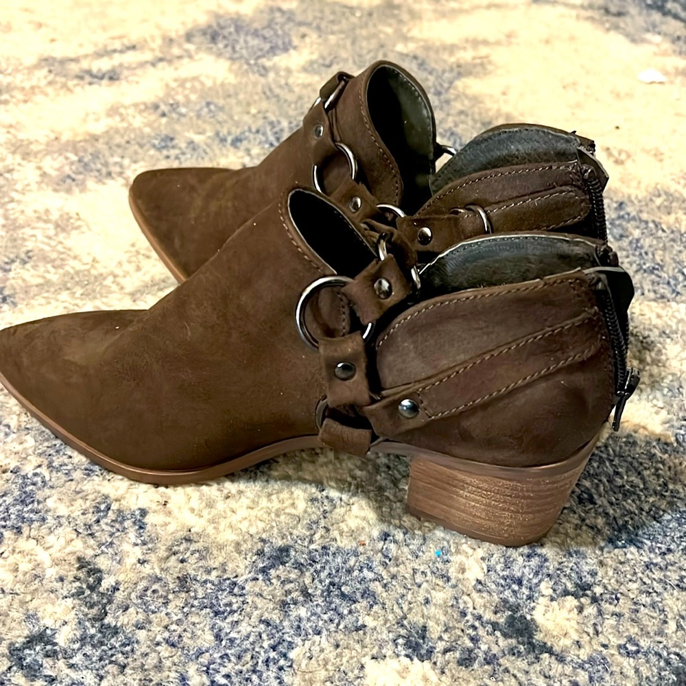 Carlos santana bootie shoes